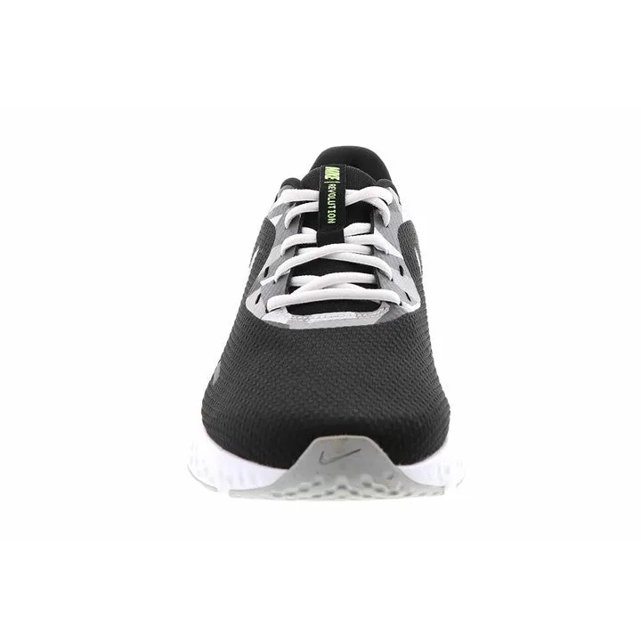 Nike  Revolution 5 Black/White/Ghostgreen